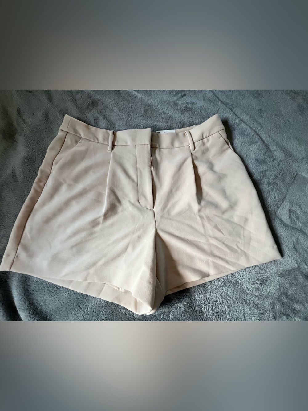 Nine West Cream Pleated High-Rise Women's Shorts